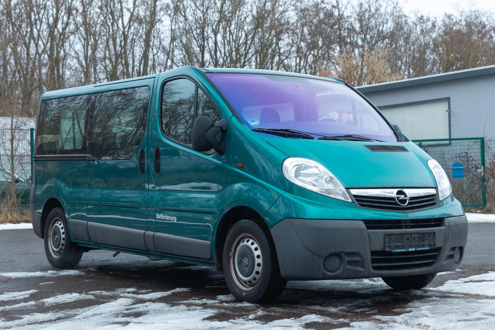 Opel Vivaro Kombi L2H1 9-Sitzer Orig. 84tkm