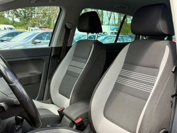 Volkswagen Golf - 12