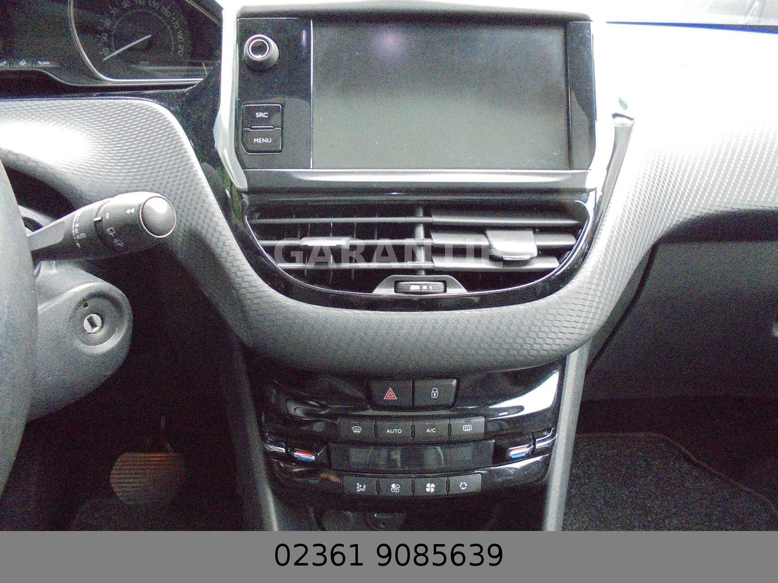 Fahrzeugabbildung Peugeot 2008 Allure Automatik/Panorama/Parktronik/