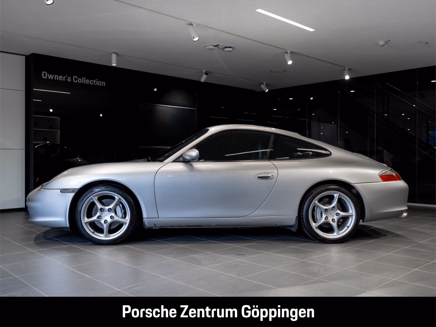Porsche 996 911 Carrera 4 Coupe Handschalter Unfallfrei