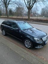 Mercedes-Benz Mercedes Benz W204 C220 CDI - Mercedes-Benz C 220: W204 Cdi