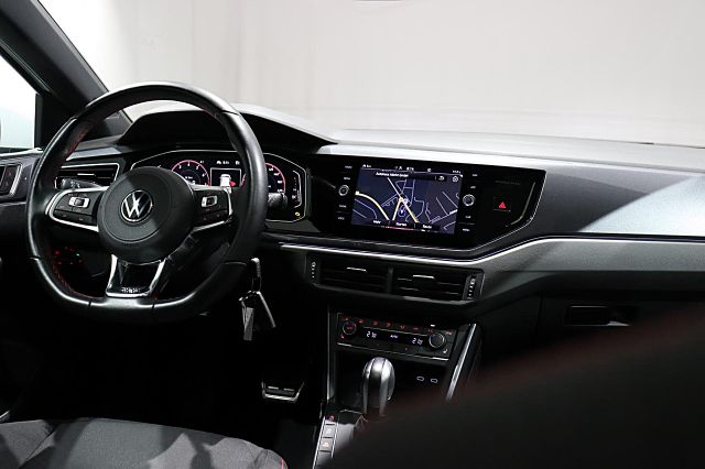 Polo GTI 2.0 TSI DSG NAVI PANO SHZ ACC SPORTFW