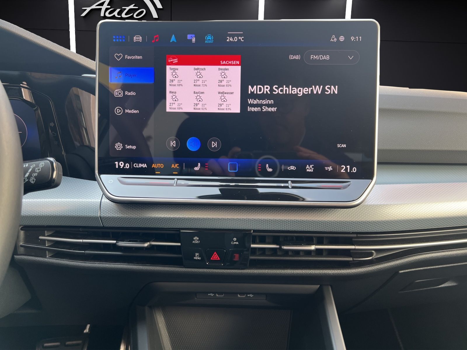 Fahrzeugabbildung Volkswagen Golf VIII Variant TSI Energy DSG LED Navi AID AC