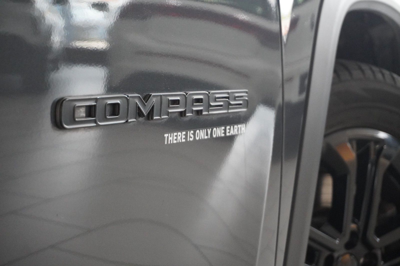 Fahrzeugabbildung Jeep Compass 1.3 4X4 HYBRID NAVI/LED/KAMERA/VIRTU/DAB