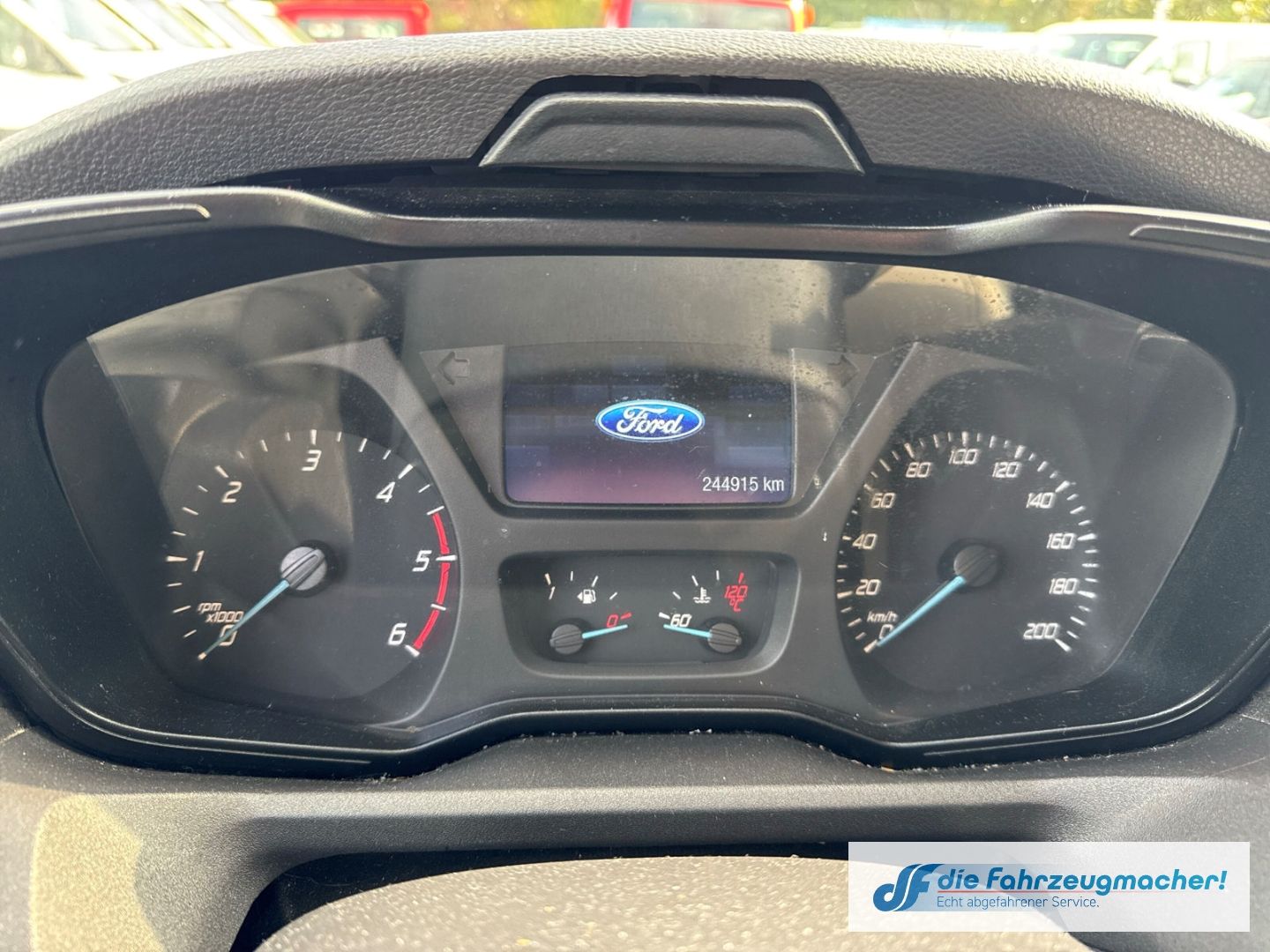 Fahrzeugabbildung Ford Transit Kombi 350 L3 Trend 2.2 TDCi DPF *EXPORT