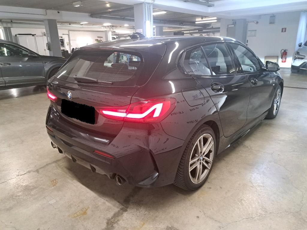 Fahrzeugabbildung BMW 118d M-Sport Aut DAB Navi LED Ambiente-Licht Kam