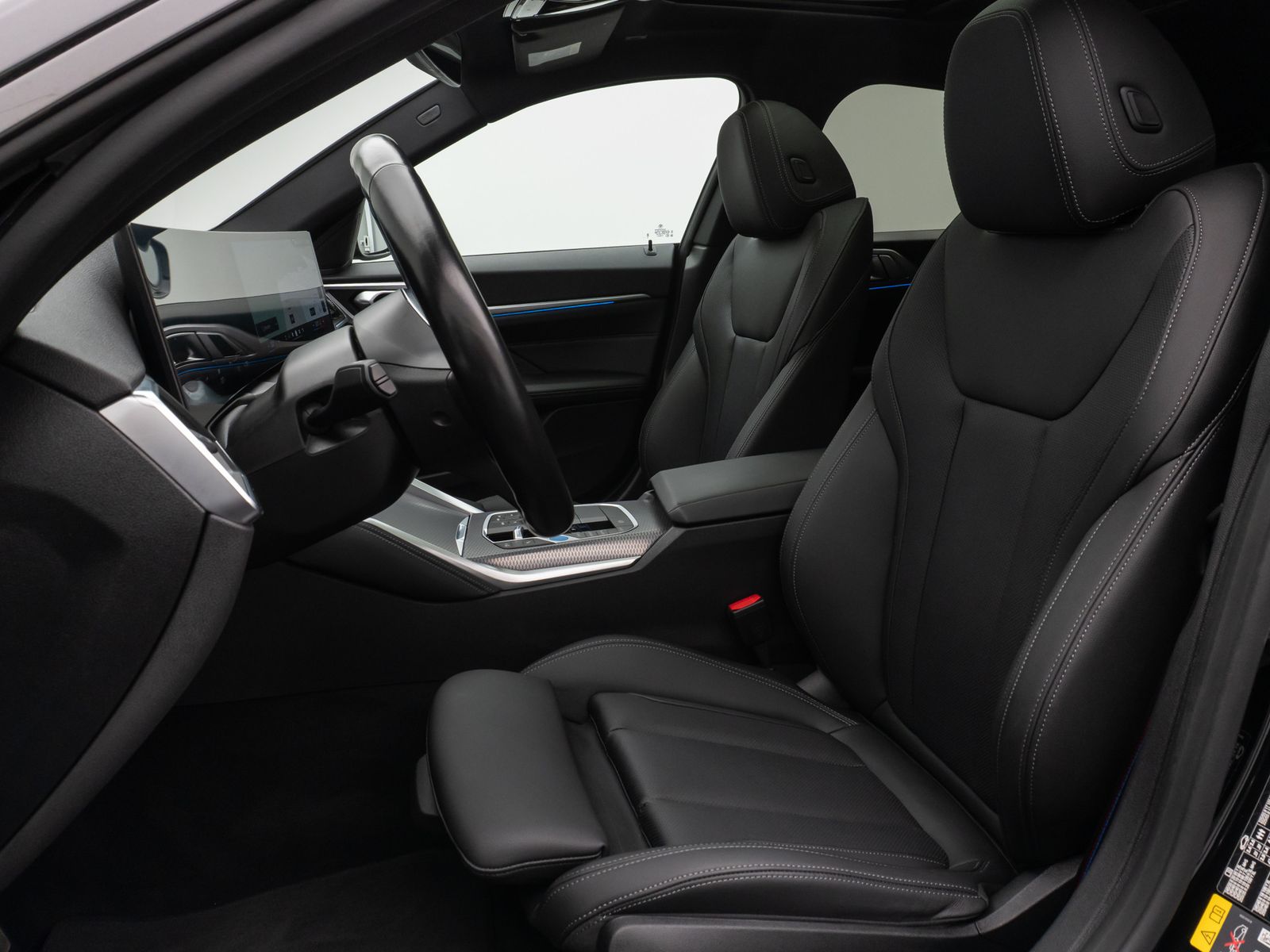 Fahrzeugabbildung BMW i4 eD40 Gran Coupé M Sport Glasdach Kamera HiFi