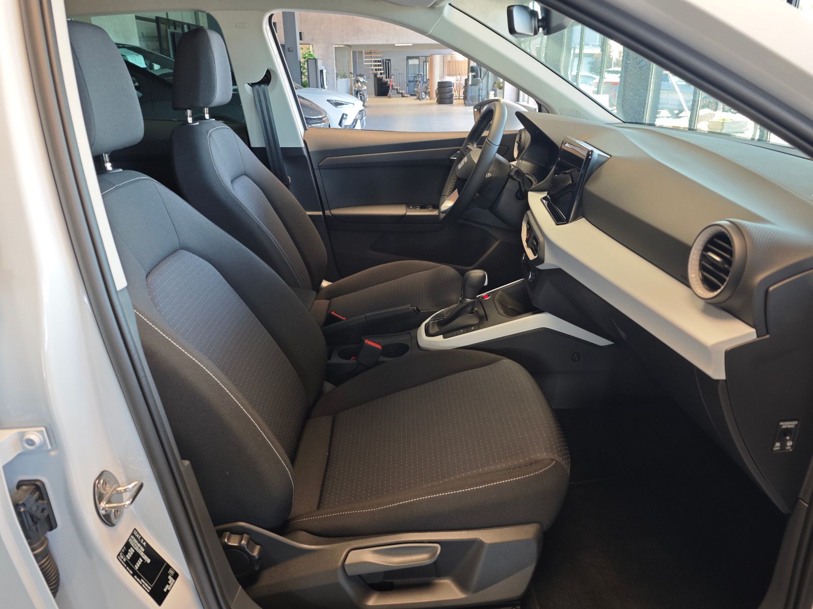Seat Arona - Bild 4