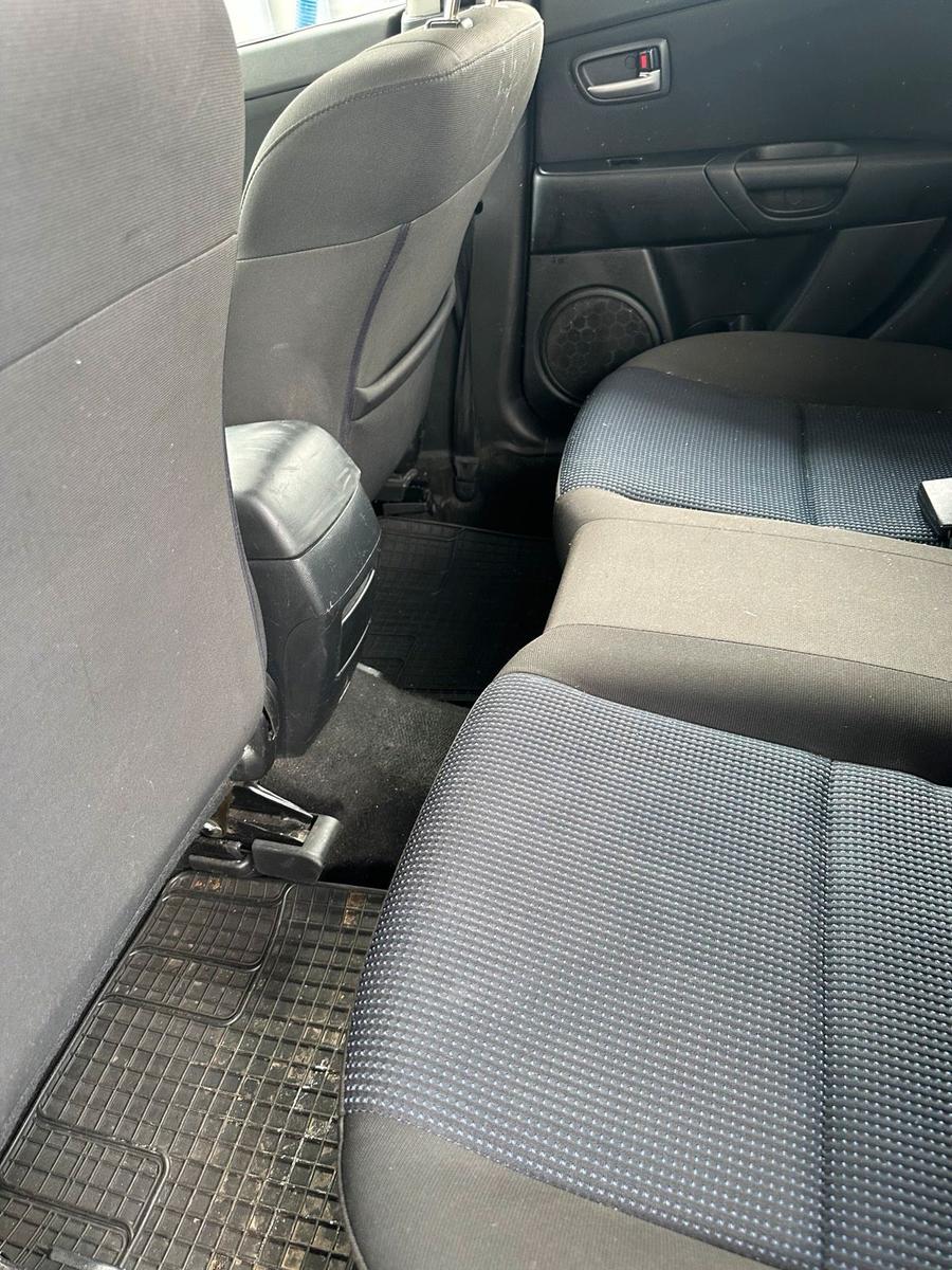 Mazda 3 2004 — engine 105 HP (77kW)