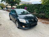 Toyota Auris 2.0 Diesel Hinterachse defekt - Toyota Auris Gebrauchtwagen in München