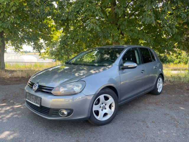 Volkswagen Golf VI Lim. Trendline 1.6TDI*2.HAND+NAVI+KLIMA*