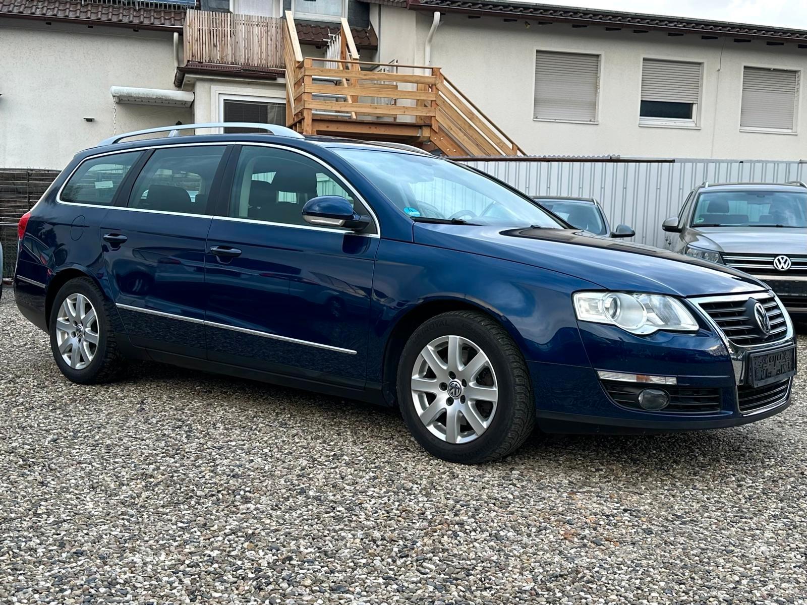 Volkswagen 1.8 Sportline 1Hand Scheckheft Navi PDC AHK SHZ