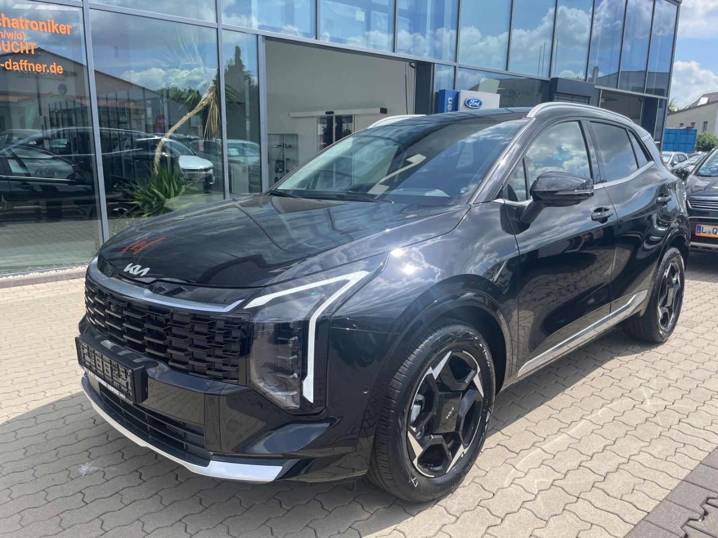 Fahrzeugabbildung Kia Sportage Spirit Hybrid HeadUpDisplay Sitzbelüftu