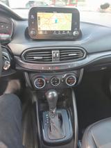 Fiat Tipo 1.6 MultiJet S-Design - Fiat mit Diesel-Antrieb: Kombi, Automatik