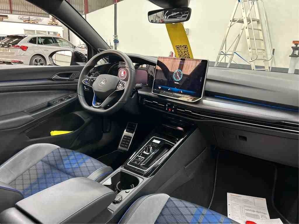 Volkswagen Golf R Black Edition 4M PANO IQ HK DCC CAM 270km foto 5