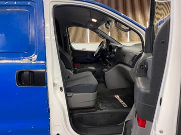 Hyundai H-1 Kasten *1.HAND*AHK*FLÜGELTÜREN*TÜV*