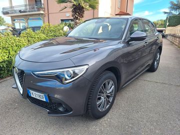 Alfa-Romeo Stelvio - 7