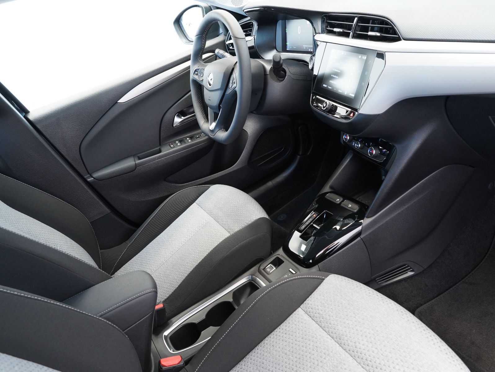 Fahrzeugabbildung Opel Corsa F e Edition FACELIFT/LED/11KW/SOH100