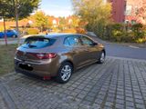 Renault Megane TCe 100 Play - Renault: R10
