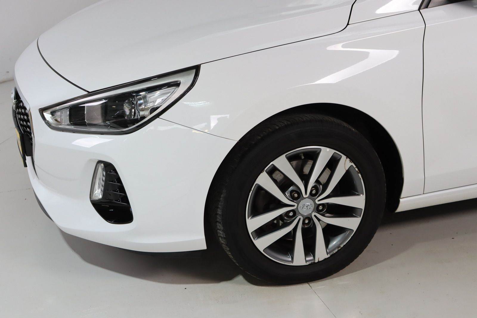 Fahrzeugabbildung Hyundai i30 T- GDi CW Family + * LED * Navi * DAB+ *