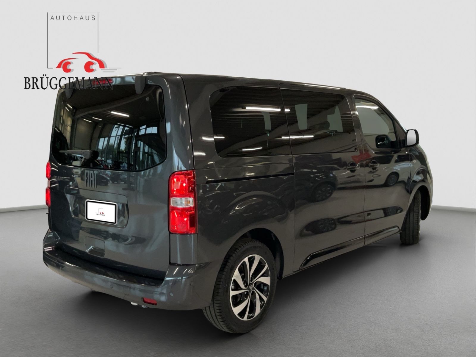 Fahrzeugabbildung Fiat Ulysse L2 2.0  180 PS AT8 LEDER  **TOP**
