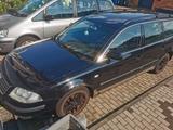 Volkswagen VW passat 1,9 tdi - Volkswagen Passat aus 2003: 1.9