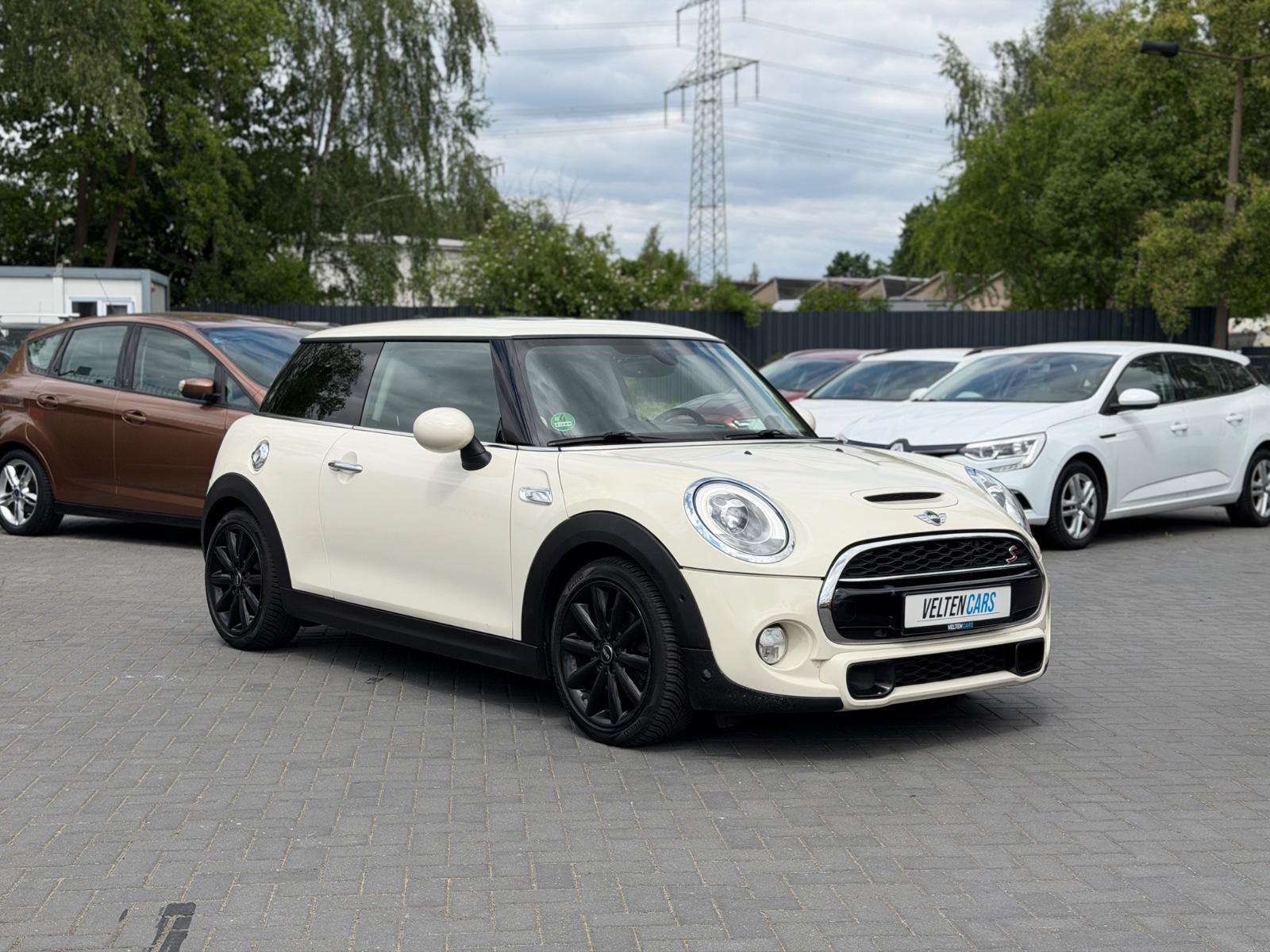 MINI COOPER_S Mini*HARMAN KARDON*PANO*KAMERA*NAVI*