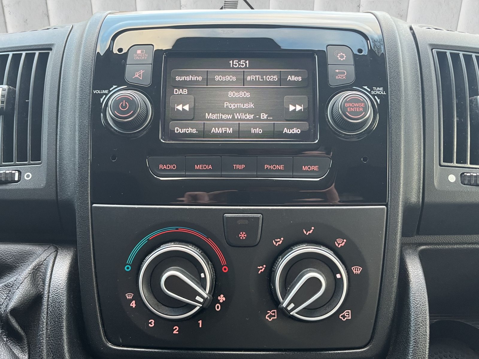 Fahrzeugabbildung Peugeot Boxer L4H3*Premium*Klima*PDC*Temp.*u.v.m**