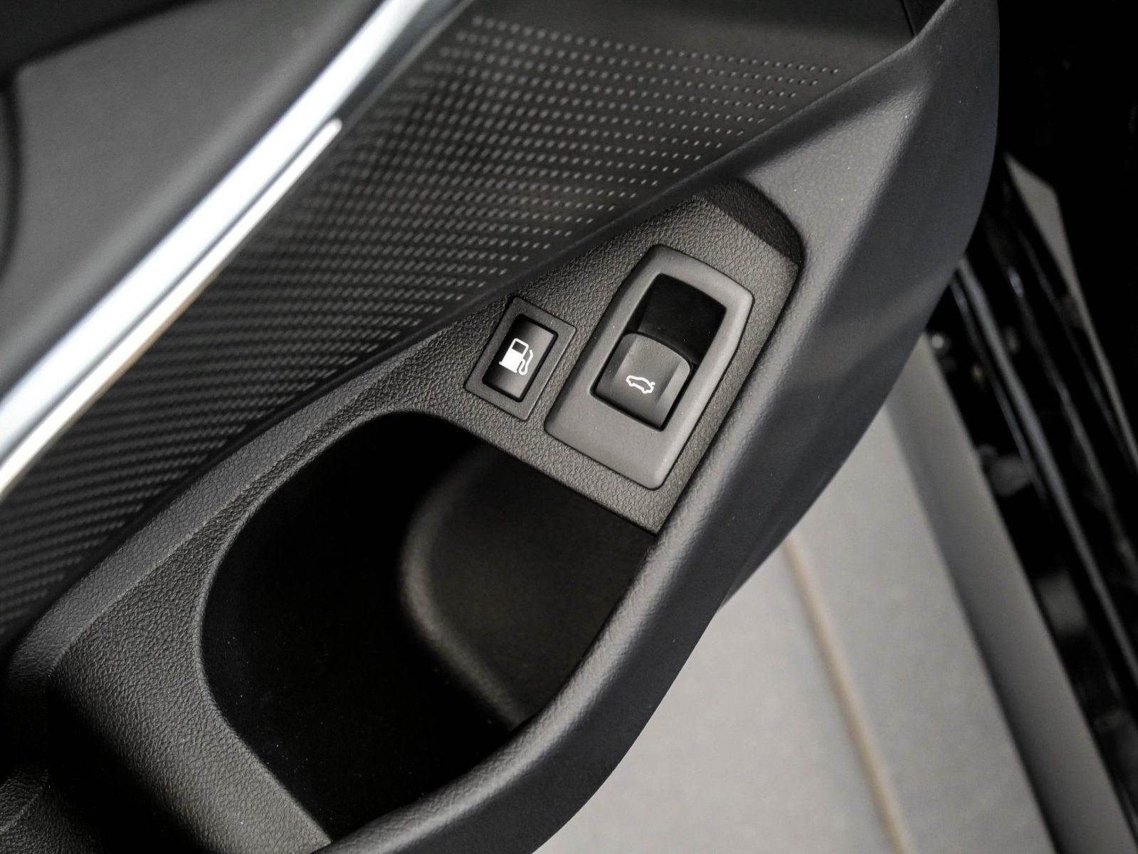 BMW 330 - Bild 15
