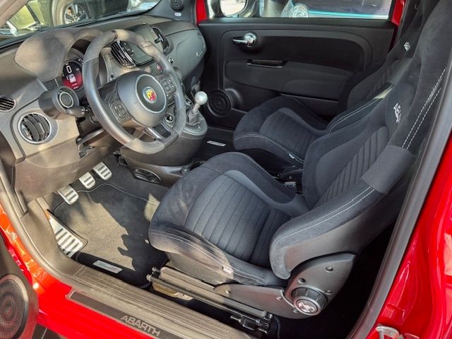 Fahrzeugabbildung Abarth 695C BEATS KLIMA NAVI 17" ALU