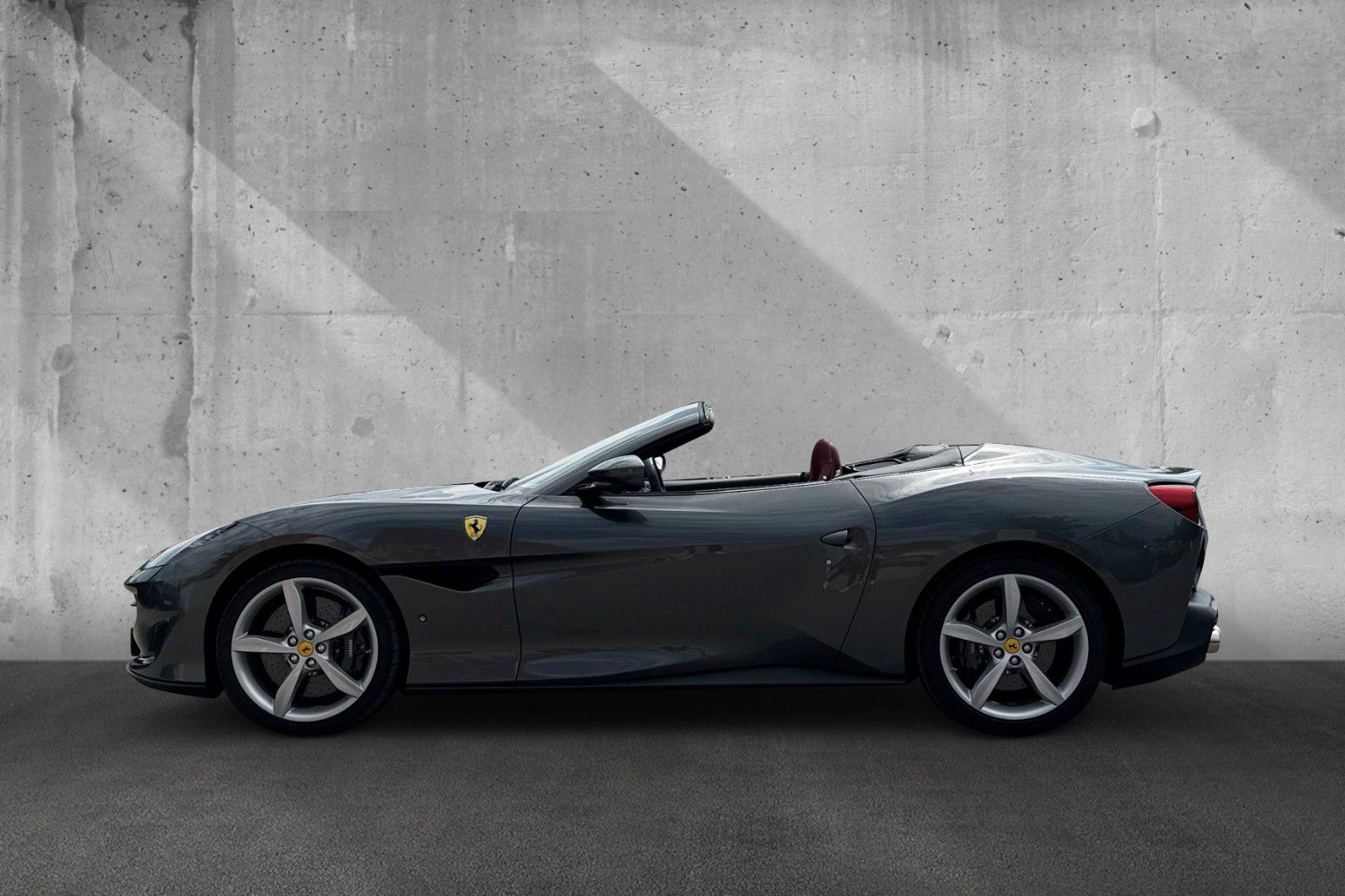 Fahrzeugabbildung Ferrari Portofino*Surroundview*Magneride*Top Zustand
