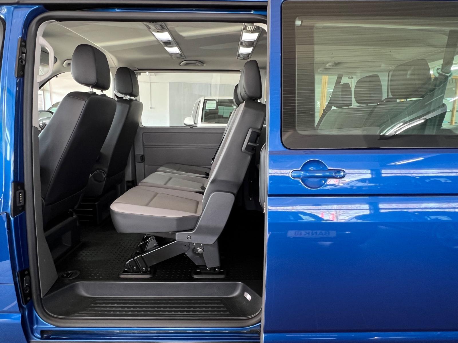 Volkswagen T6.1 2.0 TDI Caravelle Comfortline SH+AHK+LS+8S