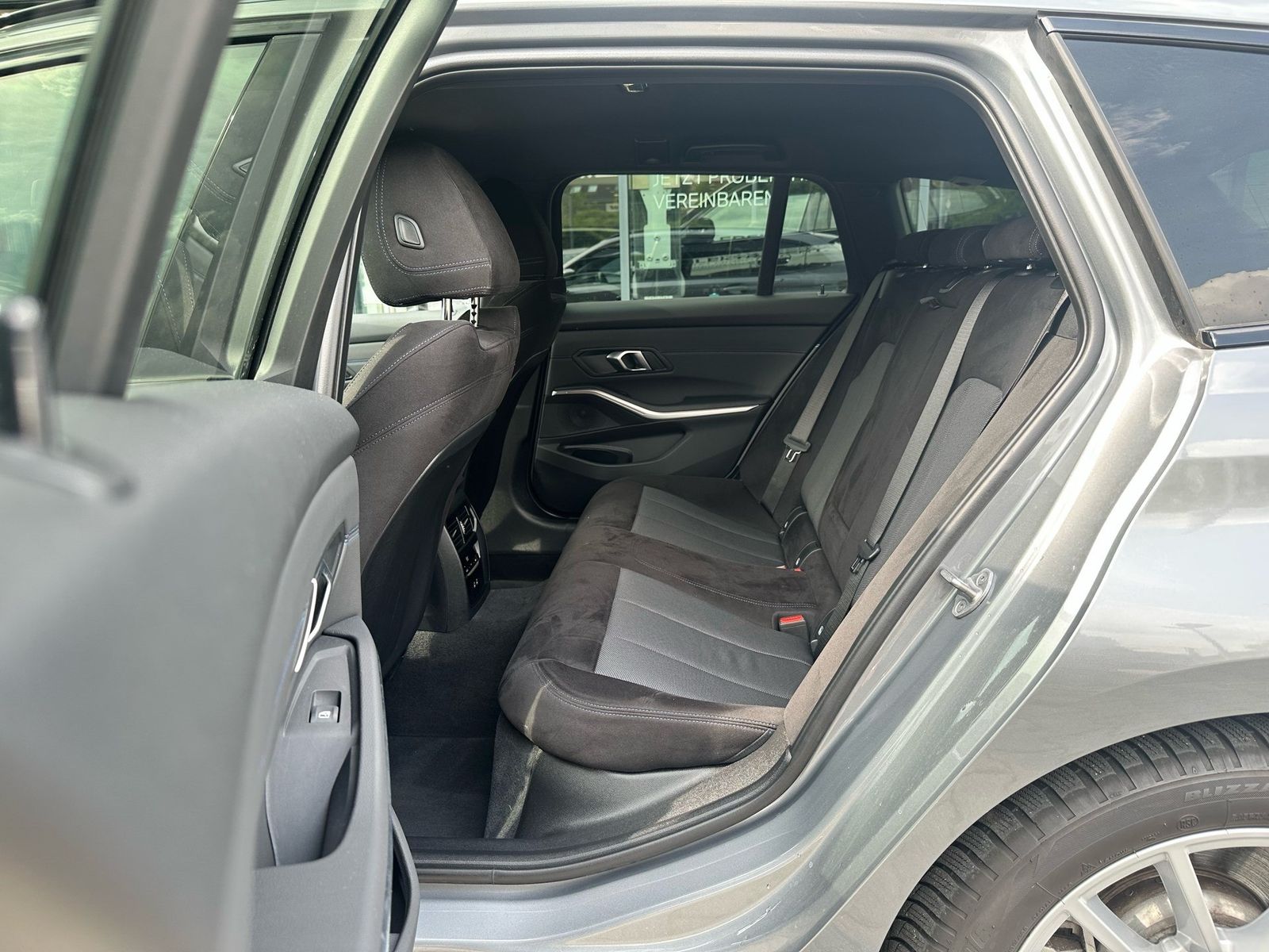 BMW 330 - Bild 12