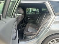 BMW 330 - Vorschau Bild 12