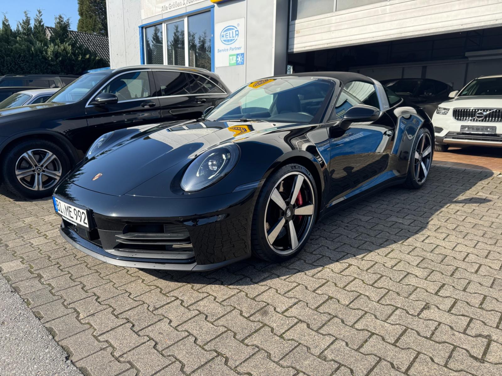 Porsche 992 TARGA 4S*LIFTSYSTEM*DISTRONIK*VOLL*