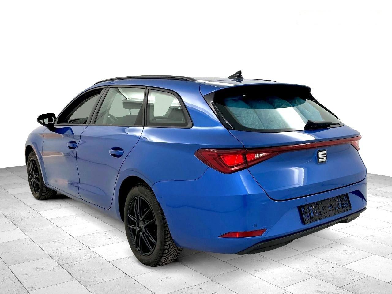 Seat Leon Sports Tourer 2.0 TDI  LED NAVI AHK  KAMERA
