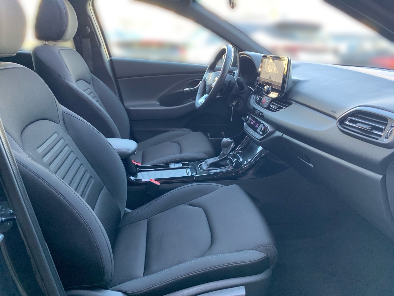 Fahrzeugabbildung Hyundai i30 Kombi 1.5 T-GDI 7-DCT Advantage Mild-Hybrid