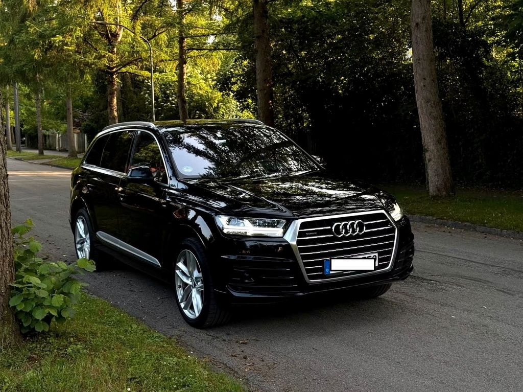 Image of Audi Q7