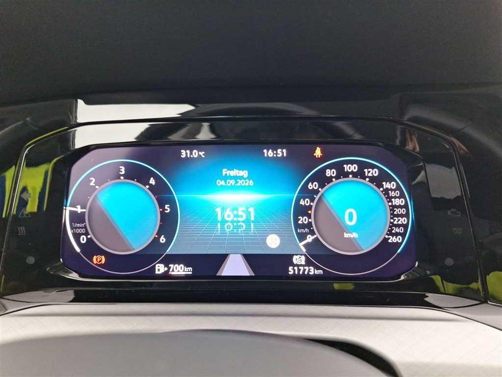 Volkswagen Golf Variant Life 2.0 TDI Navi AHK Winterpaket