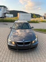 BMW 320i E91 - BMW 320 aus 2008: Kombi, 320i