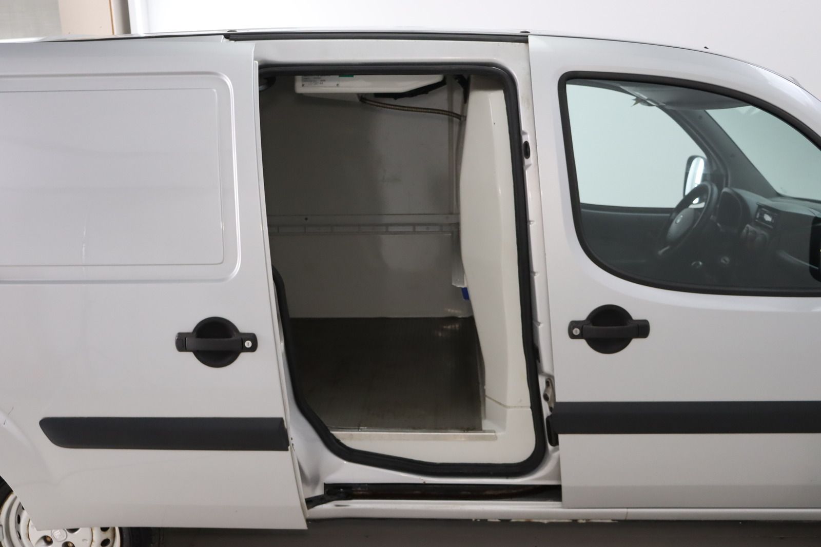Fahrzeugabbildung Fiat Doblo Cargo 1.3 JTD MAXI Kühlwagen