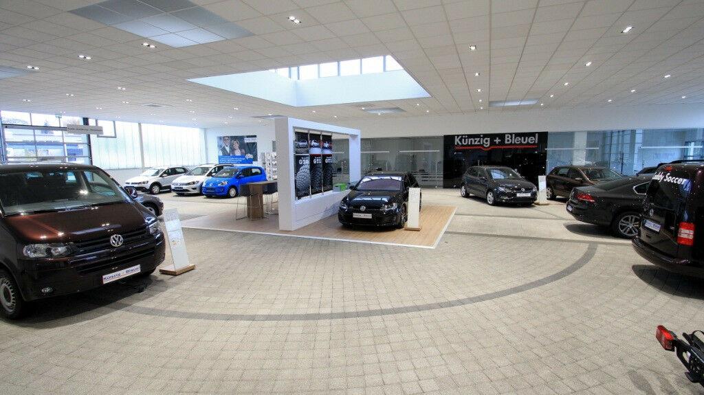 showroom-image-bottom