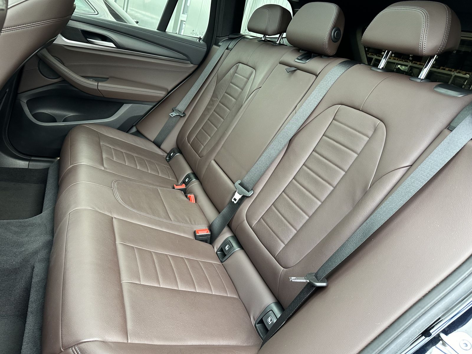 Fahrzeugabbildung BMW X3 M40d NAV+LED+PANO+HEAD-UP+ACC+STANDHEIZUNG+PP