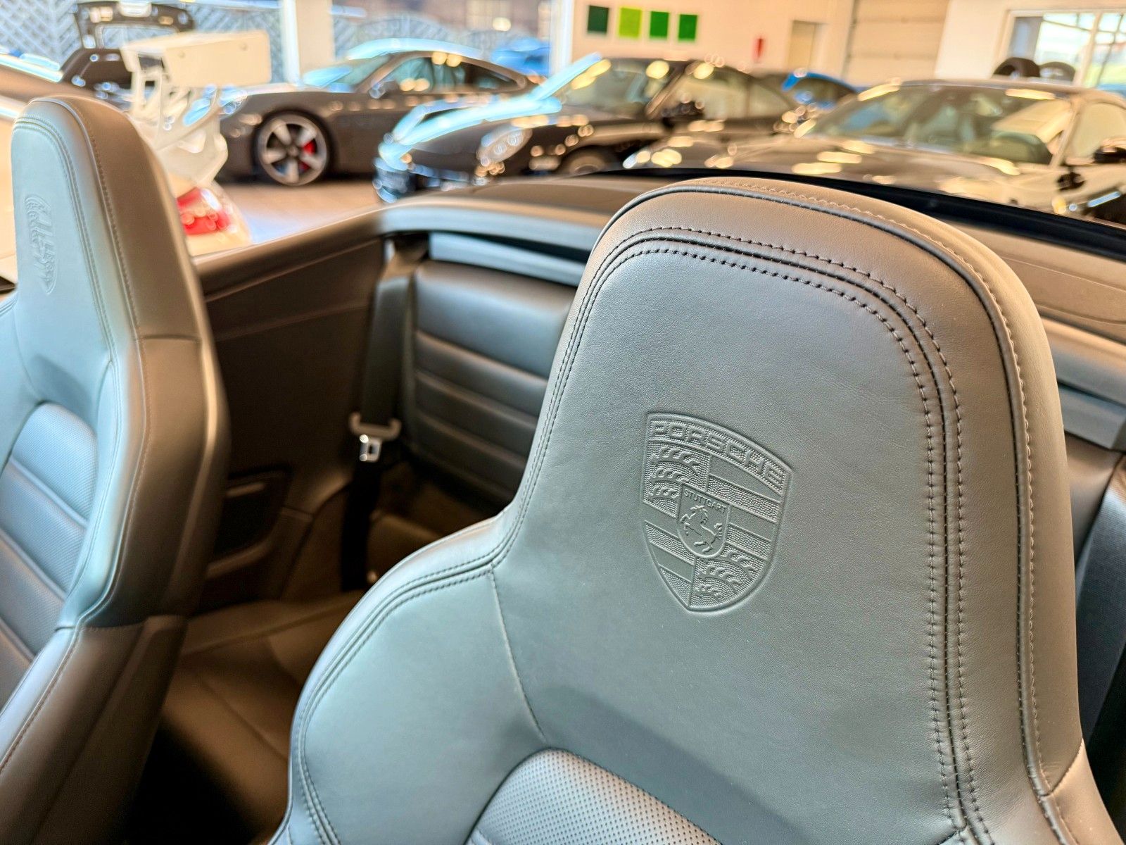 Fahrzeugabbildung Porsche 911 992 Turbo S Cabrio SportAbgas/Burmester/ACC