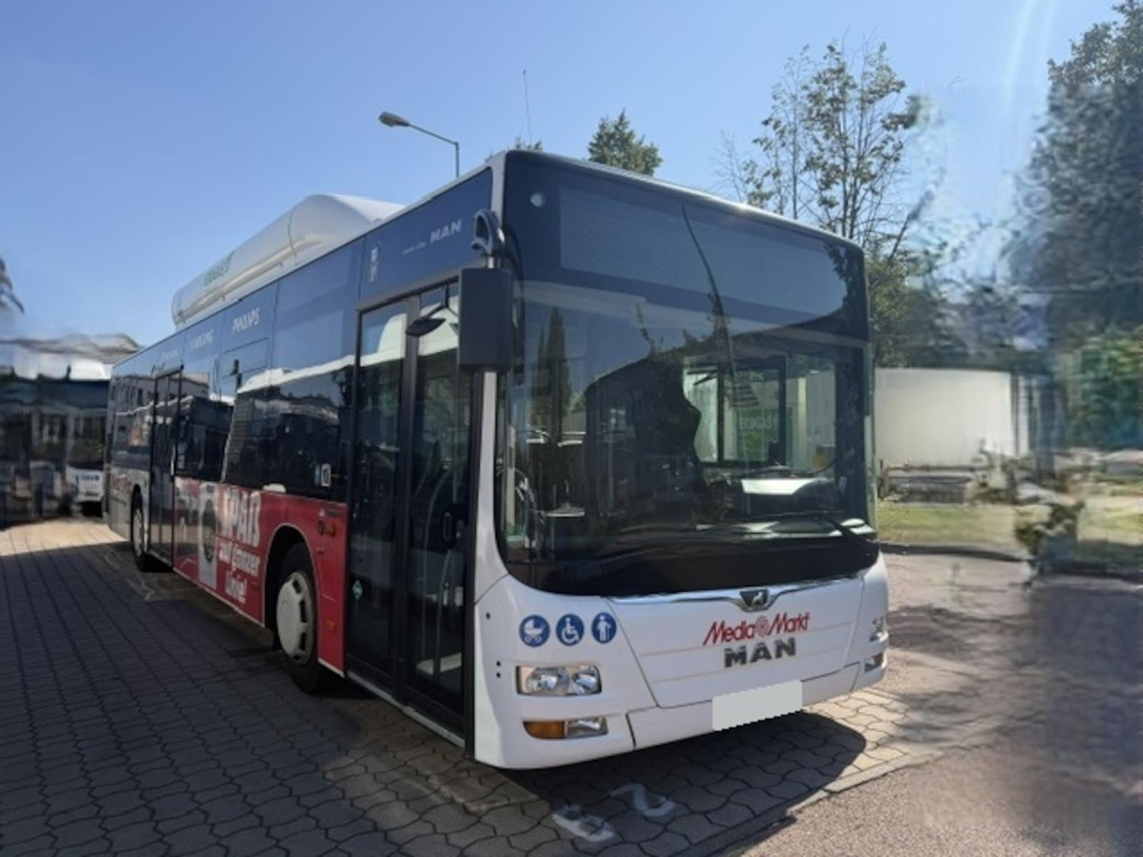 MAN A21 Lions City