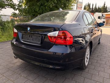 BMW 318 - 5