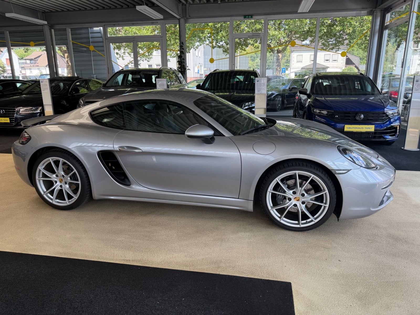 Fahrzeugabbildung Porsche Cayman