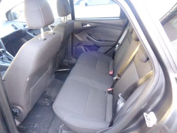Ford Focus - 11