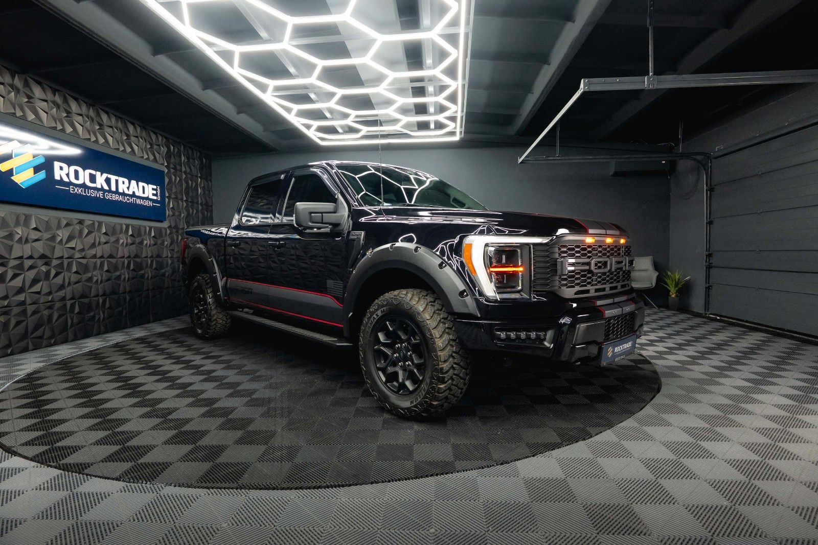 Fahrzeugabbildung Ford F150 5.0L V8 4x4 Offroad SuperCrew RAPTOR 19%