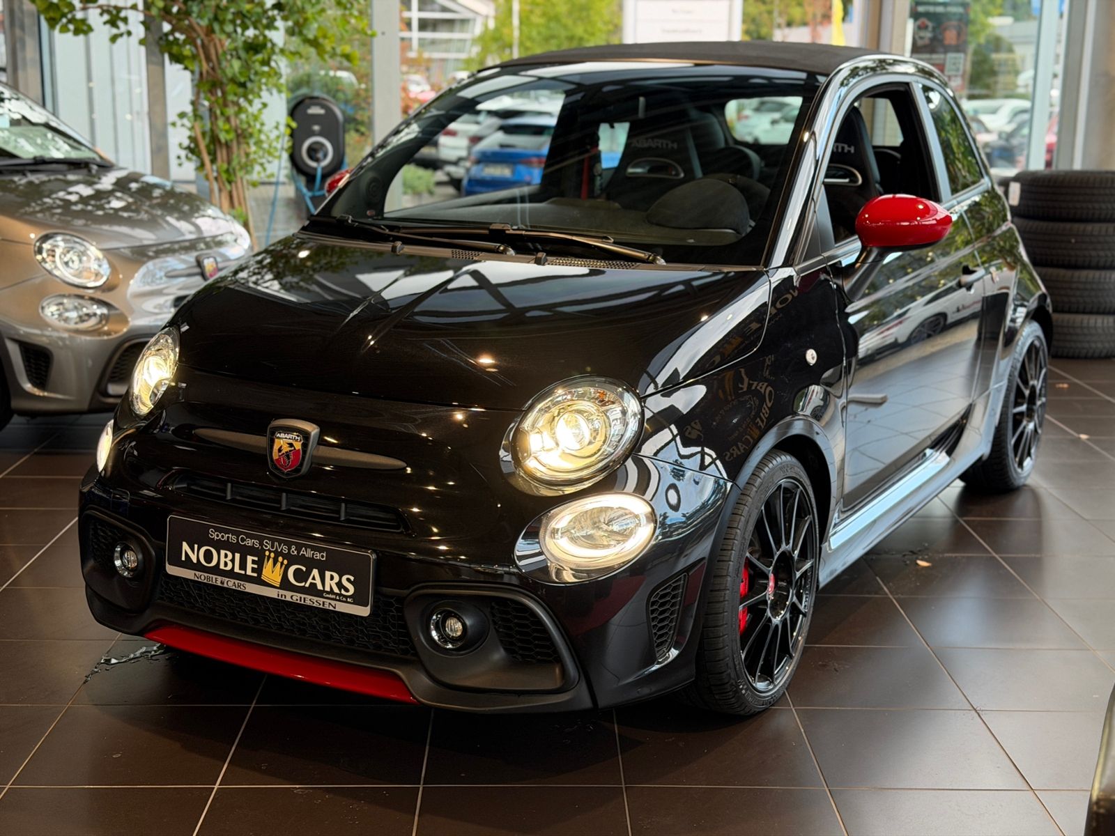 Fahrzeugabbildung Abarth 695C Turismo Cabrio KLIMA BEATS NAV DAB ALU